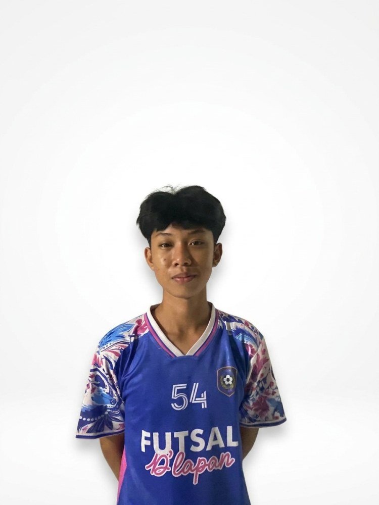 ARUNA  GANTARI CHRIS HARDIAN