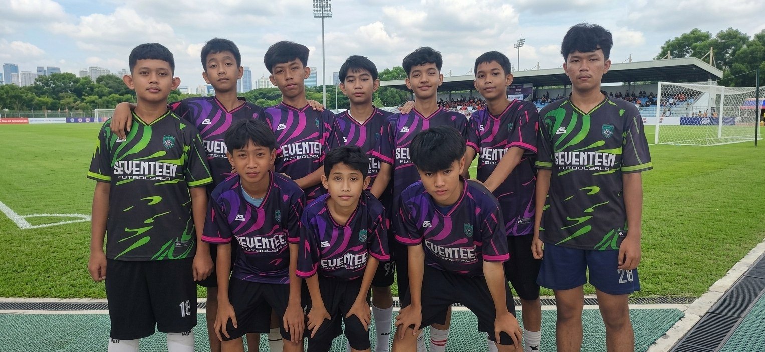 Foto skuad SMPN 17 Depok